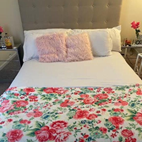 (Only Covers) Set of 2 Pink Luxury Fluffy Decorative Pillow Cushion Covers - Picture 2 of 3